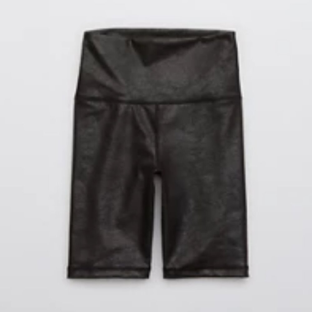 Aerie OFFLINE The Hugger High Waisted Crackle 7" Bike Short